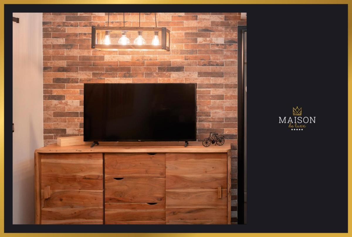 Maison De Luxx A2 Larissa Exteriör bild